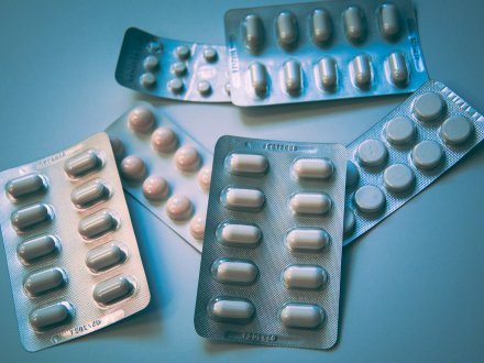 Tablets in blister packs